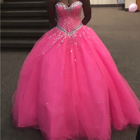 Sweet 16 Dress - Picture 5 of 6